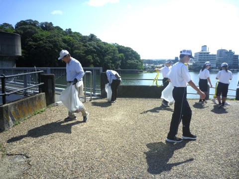 三隈川周辺で環境美化活動を実施しました！